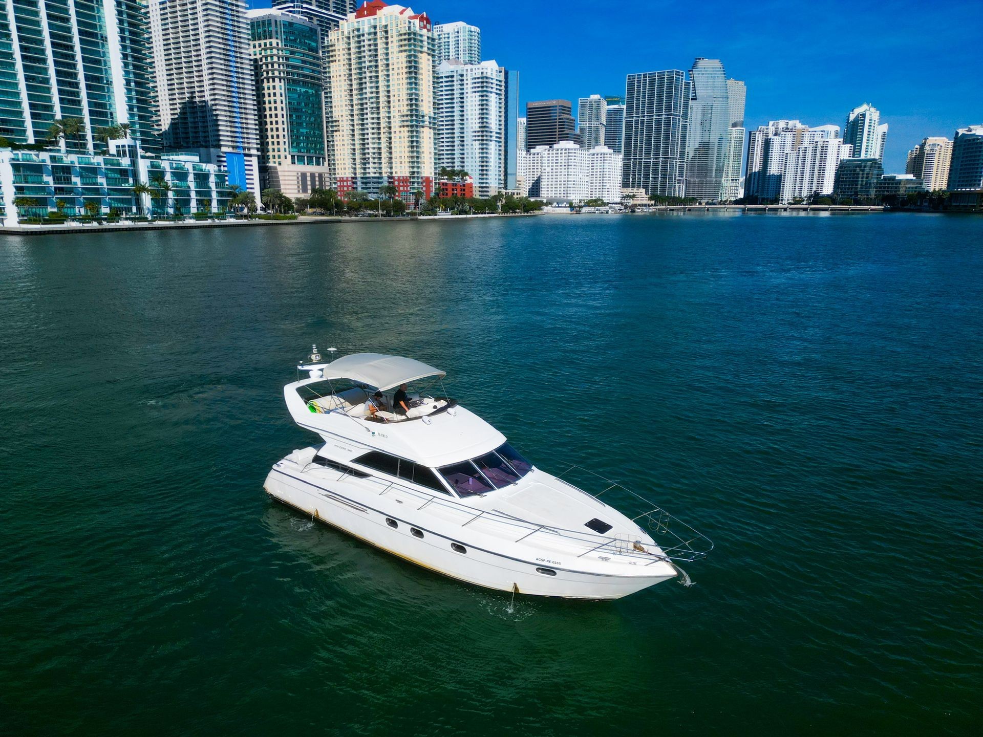 yacht rental Miami 